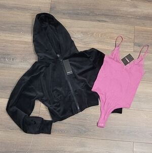 Forever 21 NEW Bundle Pink 1pc Snap Bottom Black Cropped Soft Velour Hoodie NWT